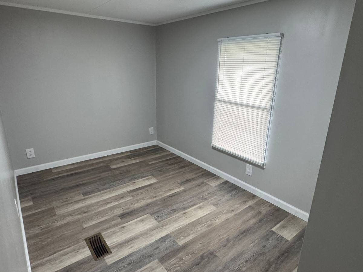 Apartment for rent at 32-55 Doty Lane, Greeneville, TN 37745
