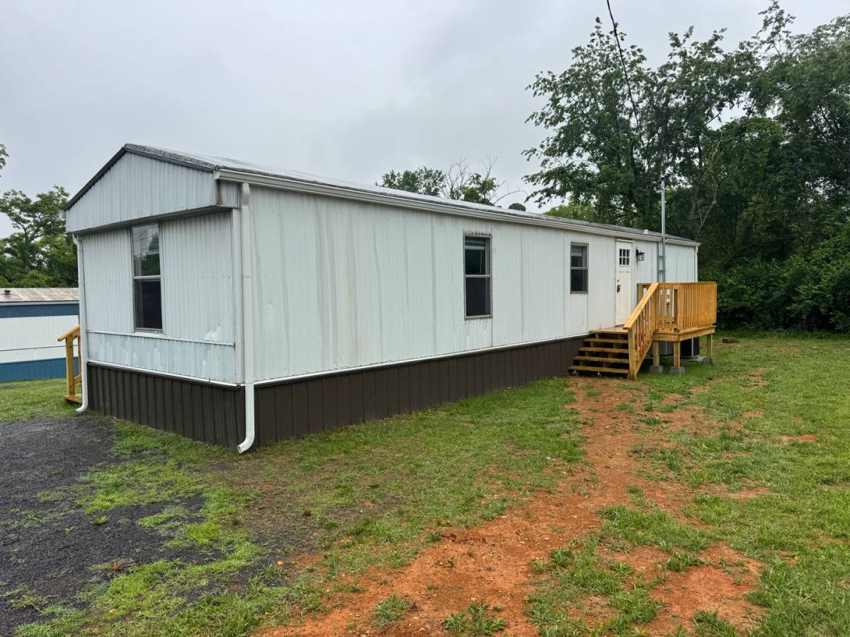Apartment for rent at 32-55 Doty Lane, Greeneville, TN 37745