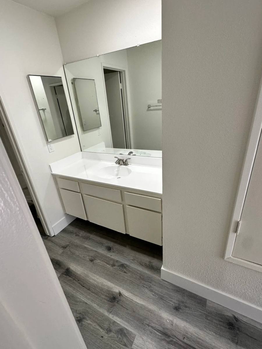 Apartment for rent at 7040 Haskell Ave #106, Van Nuys, CA 91406