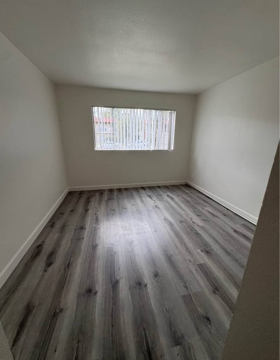 Apartment for rent at 7040 Haskell Ave #106, Van Nuys, CA 91406