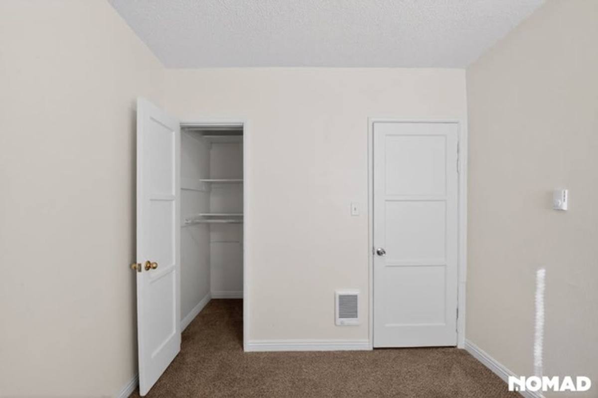 Apartment for rent at 2515 Madison St, Long Beach, CA 90810