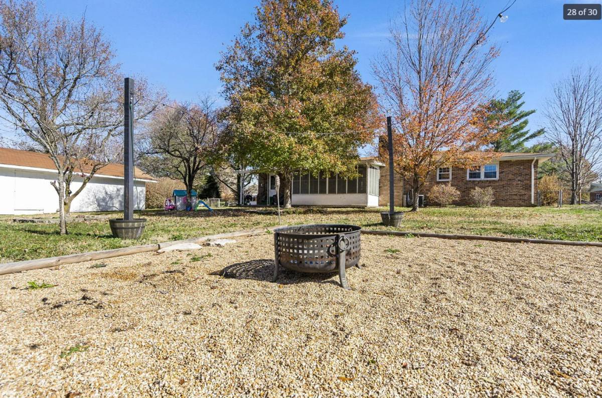 House for rent at 4267 S Ridgecrest Dr, Springfield, MO 65810