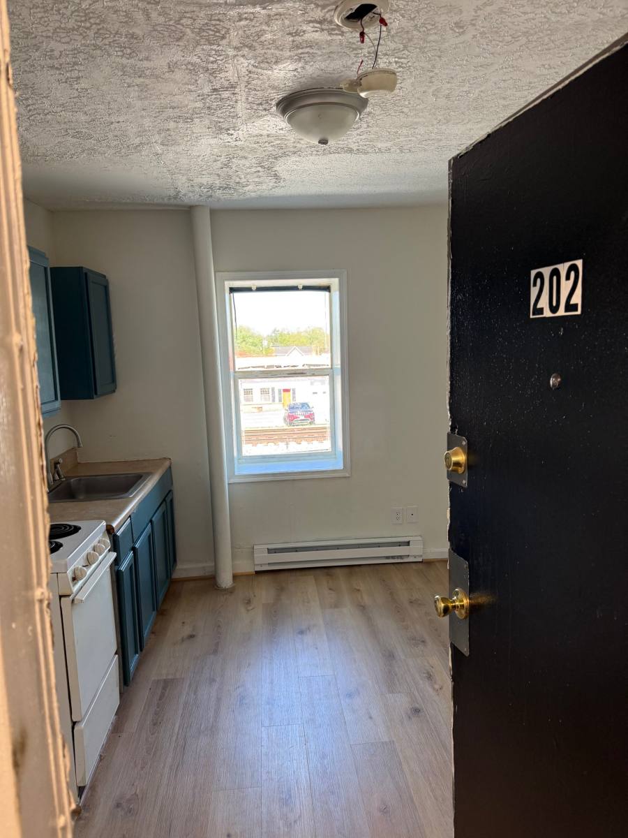 Apartment for rent at 260 N Commerce Ave #202, Waynesboro, VA 22980
