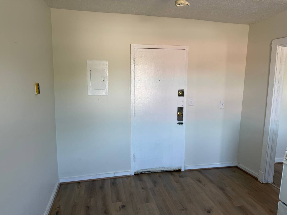 Apartment for rent at 260 N Commerce Ave #202, Waynesboro, VA 22980
