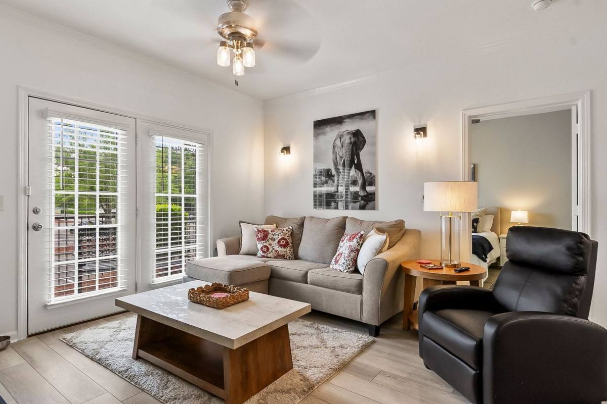 Condo for rent at 1901 5th Ave E #2105, Tuscaloosa, AL 35401