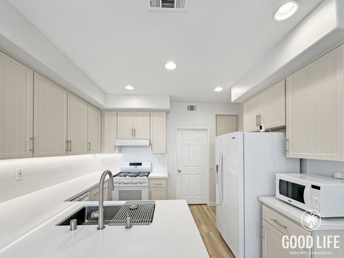 Condo for rent at 13 Sentinel Place, Aliso Viejo, CA 92656