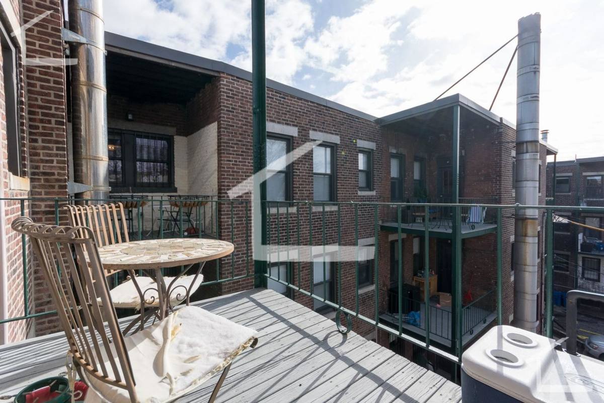 House for rent at 12 Park Vale Ave #4, Allston, MA 02134