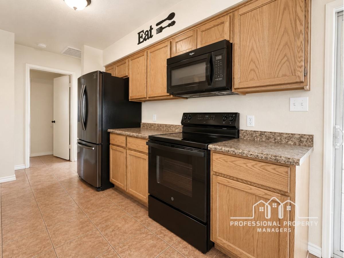 House for rent at 7042 E 36th Place, Yuma, AZ 85365