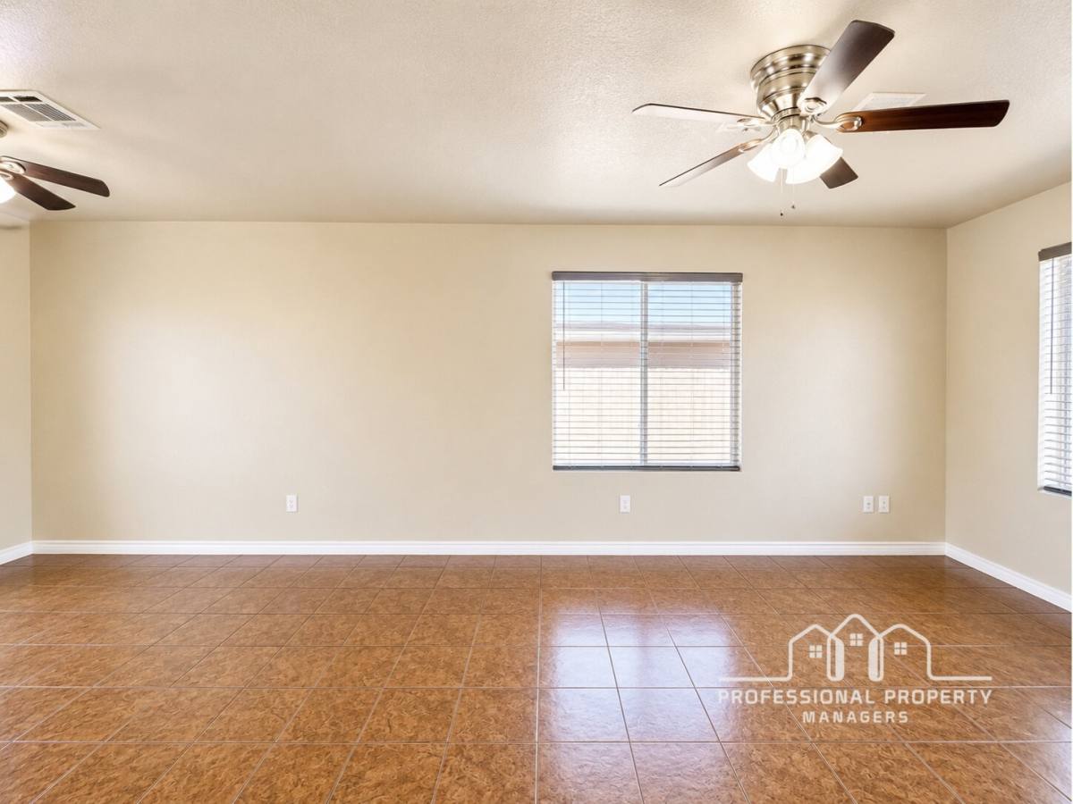 House for rent at 7042 E 36th Place, Yuma, AZ 85365