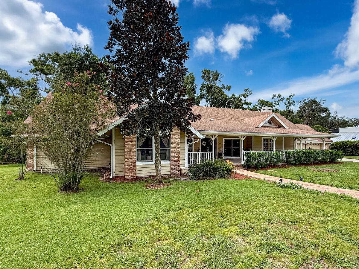 House for rent at 1055 Riverside Ridge Rd, Tarpon Springs, FL 34688