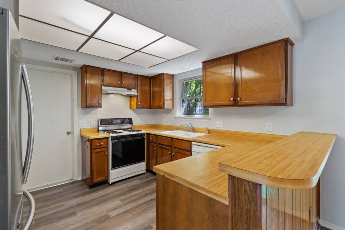 House for rent at 11809 Eubank Dr, Austin, TX 78758