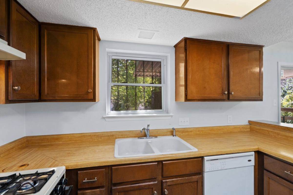 House for rent at 11809 Eubank Dr, Austin, TX 78758