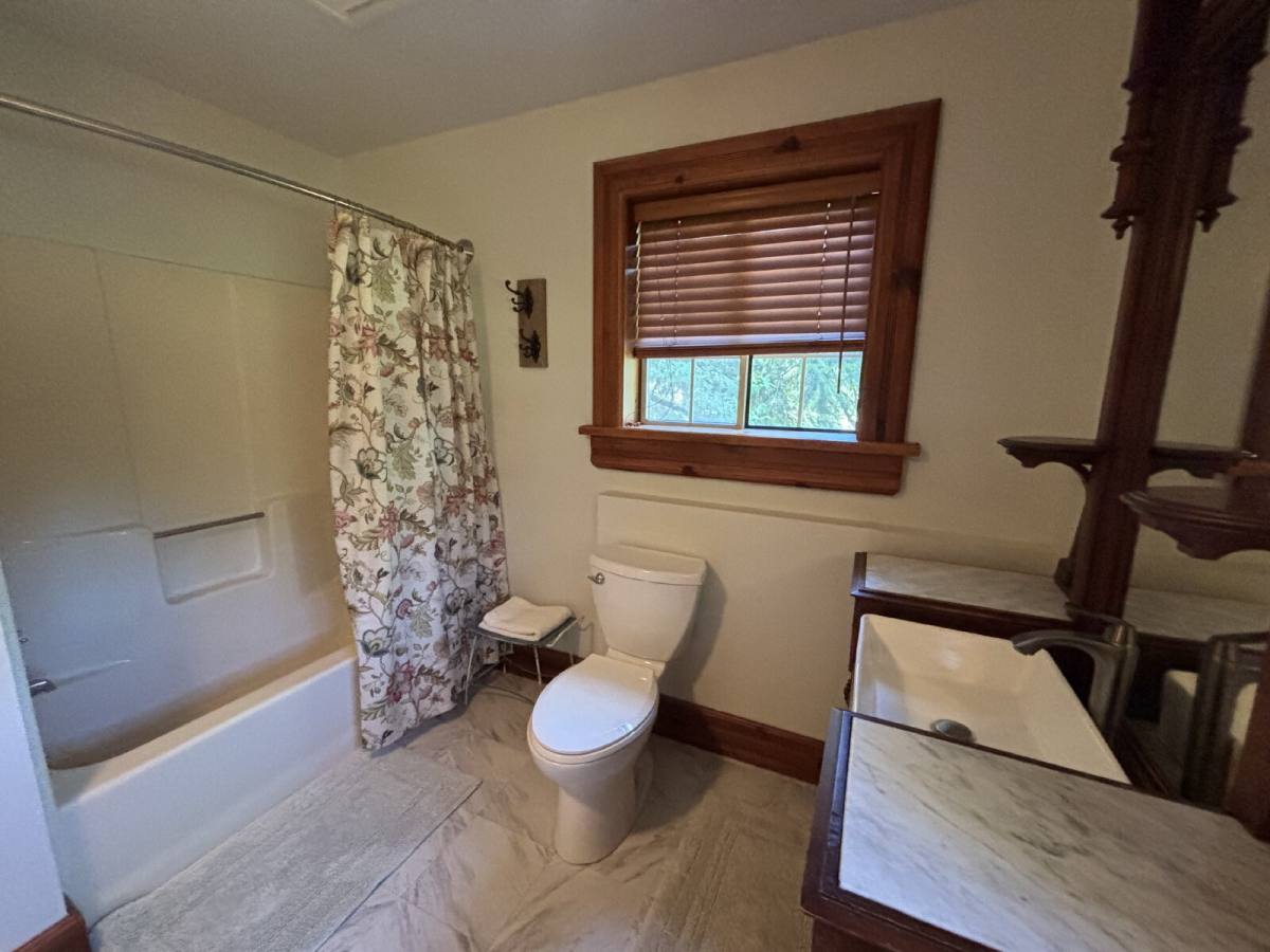 House for rent at 5030 Newtown Rd, Placerville, CA 95667