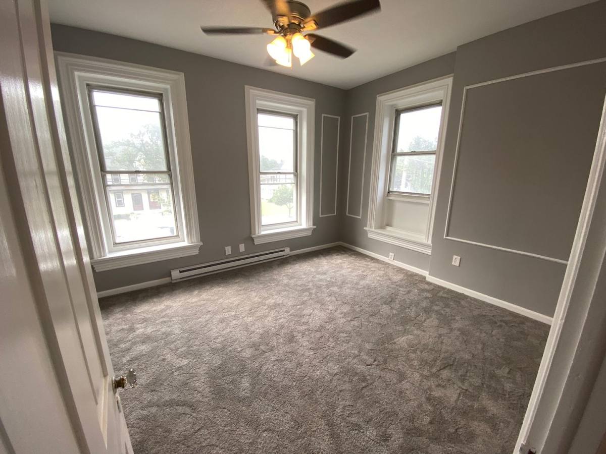 Apartment for rent at 176 Main St, Emmaus, PA 18049