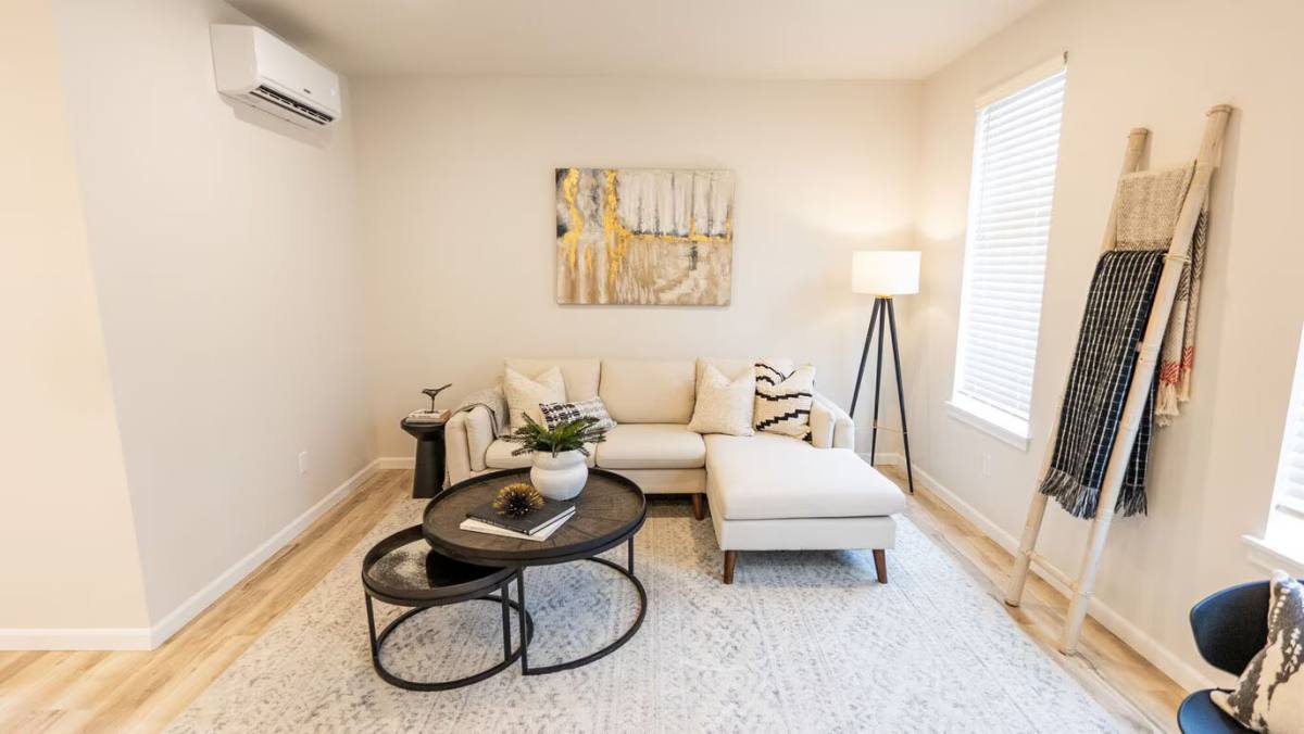 Apartment for rent at 4327 S Pudget Sound Ave #B1, Tacoma, WA 98409