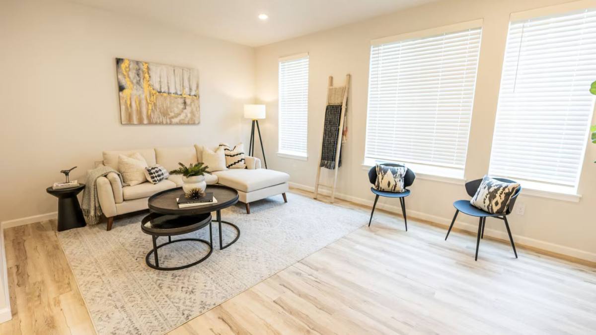 Apartment for rent at 4327 S Pudget Sound Ave #B1, Tacoma, WA 98409