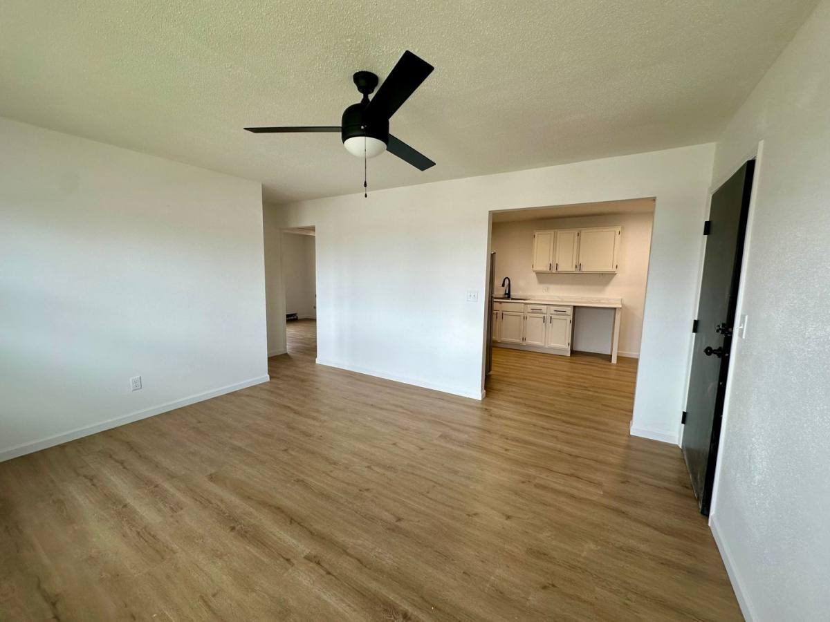 Apartment for rent at 3509 S W Ave, Sioux Falls, SD 57105
