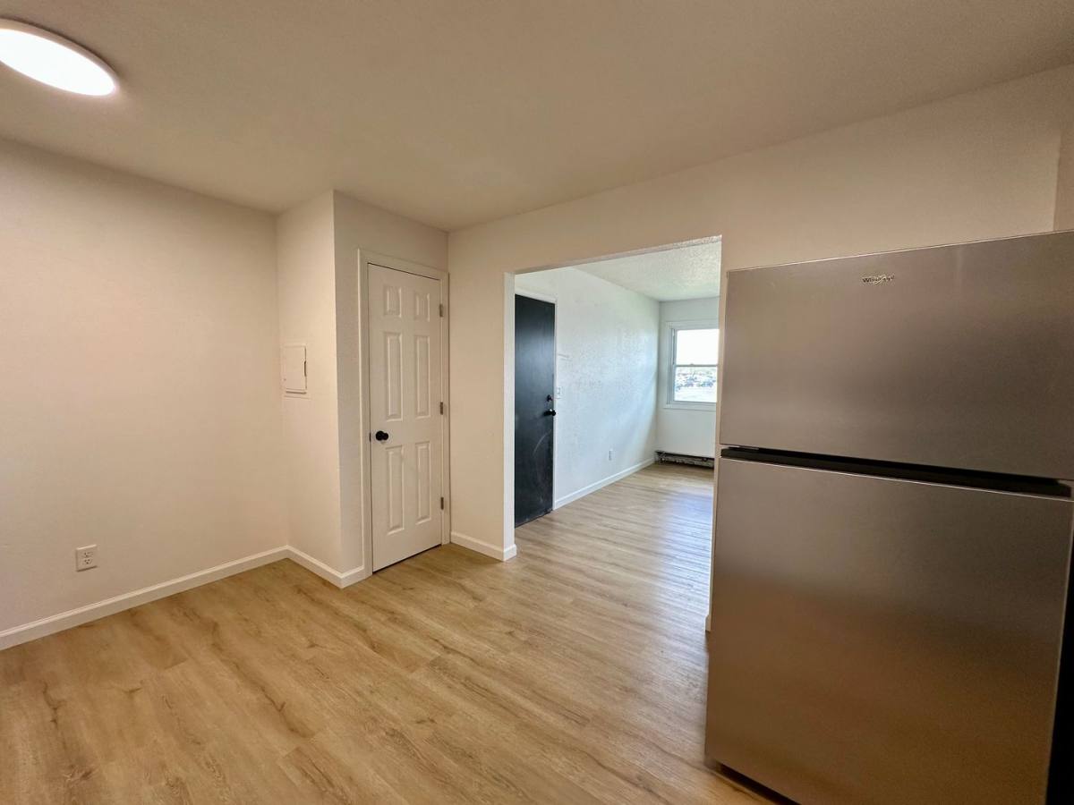 Apartment for rent at 3509 S W Ave, Sioux Falls, SD 57105