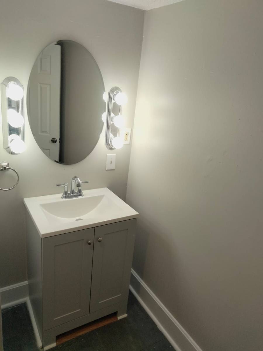 Apartment for rent at 555 Main St #4, Torrington, CT 06790