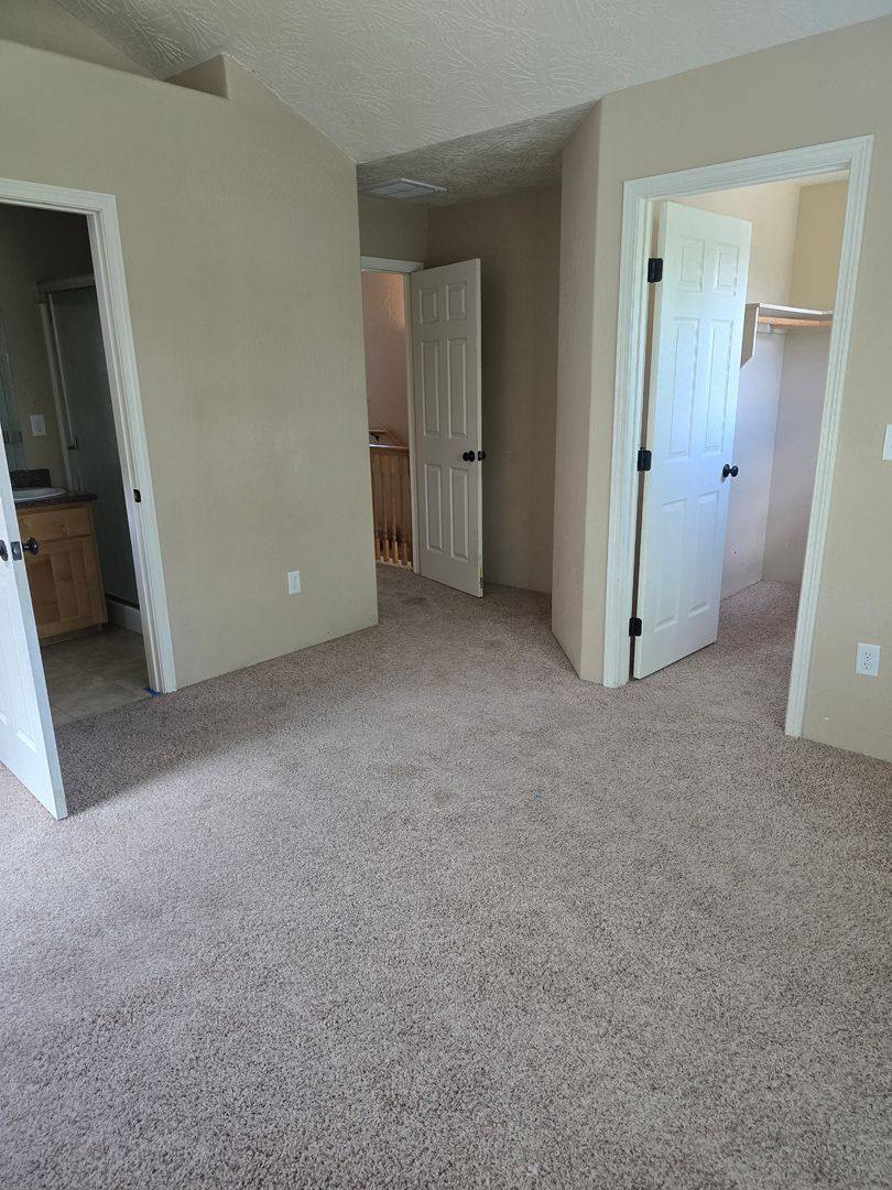House for rent at 233 Wintersage Circle, Medford, OR 97504