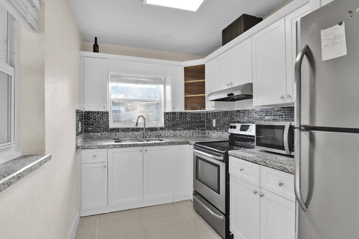 House for rent at 1821 Montague St, Lake Worth, FL 33461