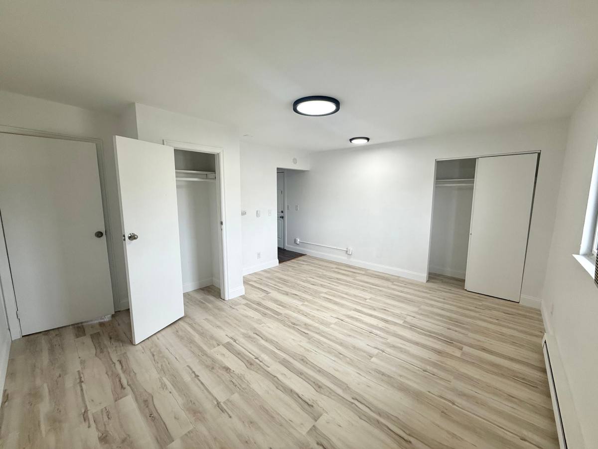 Apartment for rent at 1886 Ave B, Watervliet, NY 12189