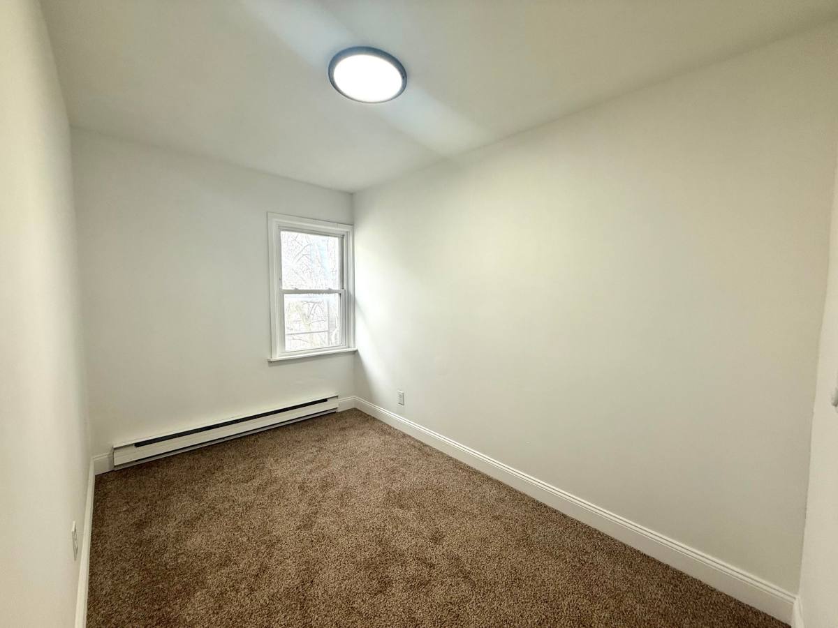 Apartment for rent at 1886 Ave B, Watervliet, NY 12189
