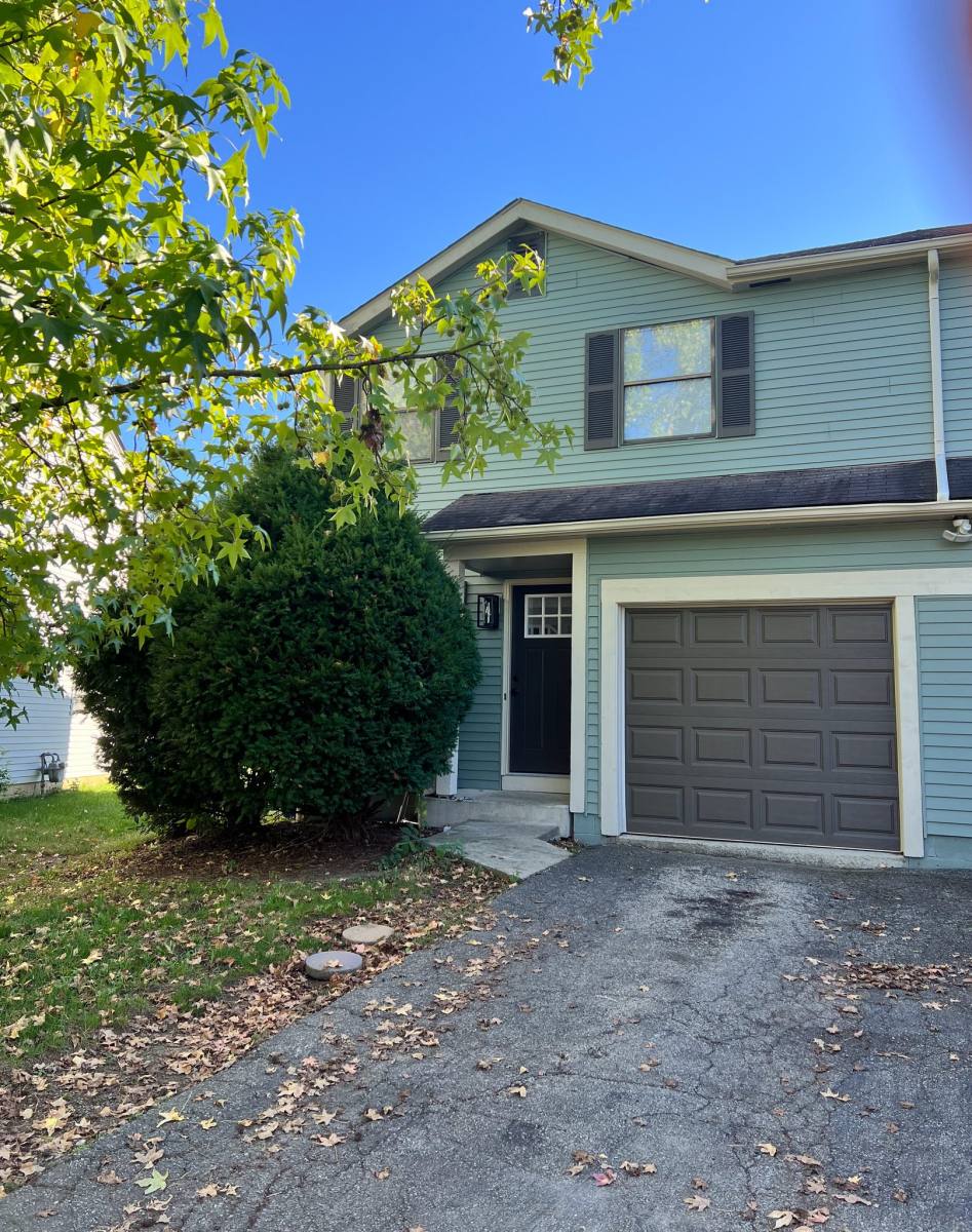 Townhouse for rent at 3909 Heatherglen Dr, Columbus, OH 43221