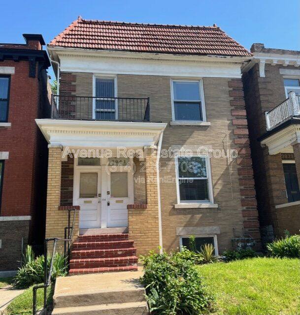 Apartment for rent at 3841 McRee Ave #B, Saint Louis, MO 63110