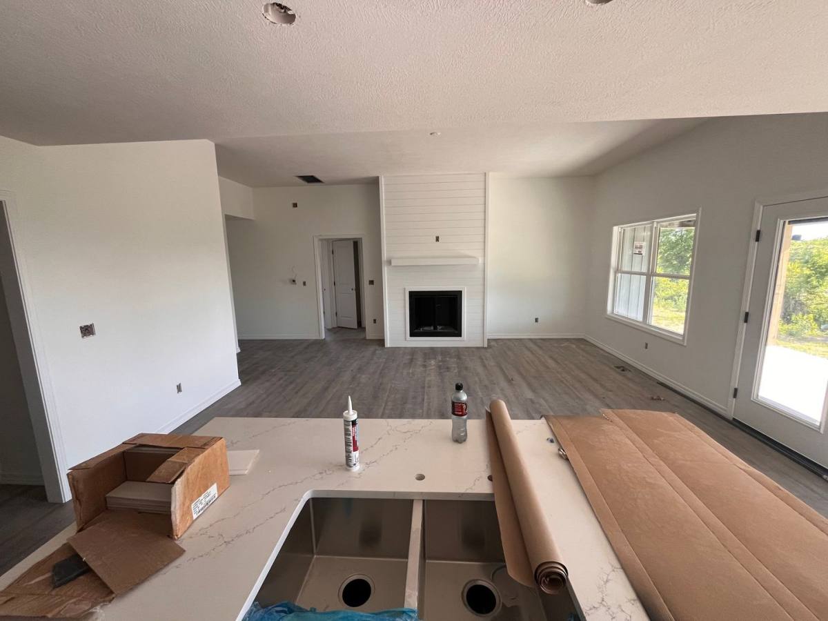 House for rent at 926 S Pindall Lane, Nixa, MO 65714