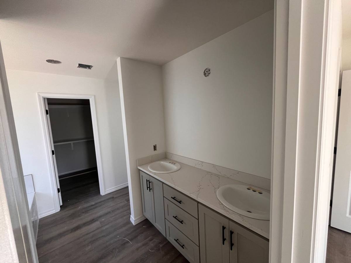 House for rent at 926 S Pindall Lane, Nixa, MO 65714