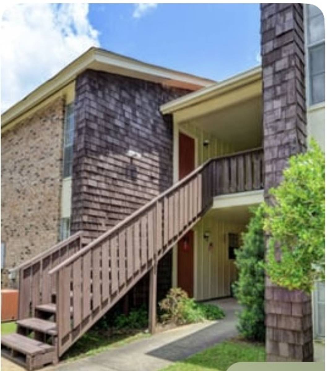 Apartment for rent at 4320 36th Ave, Meridian, MS 39305