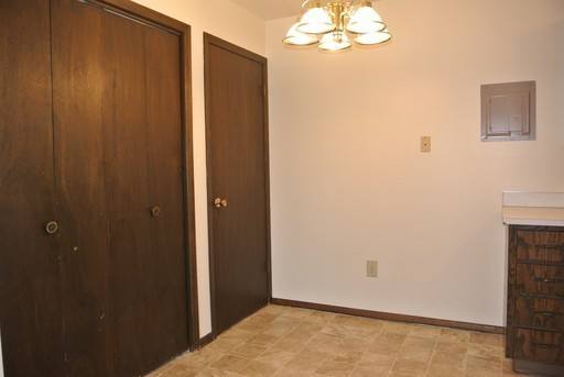 Apartment for rent at 1819 5th St SE, Minot, ND 58701