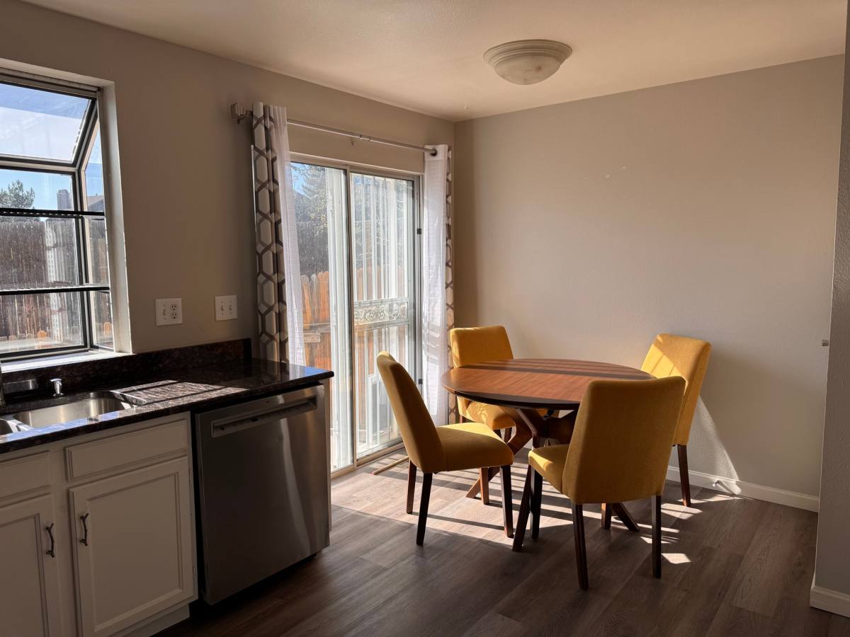 Townhouse for rent at 4633 S Crystal Way E, Aurora, CO 80015