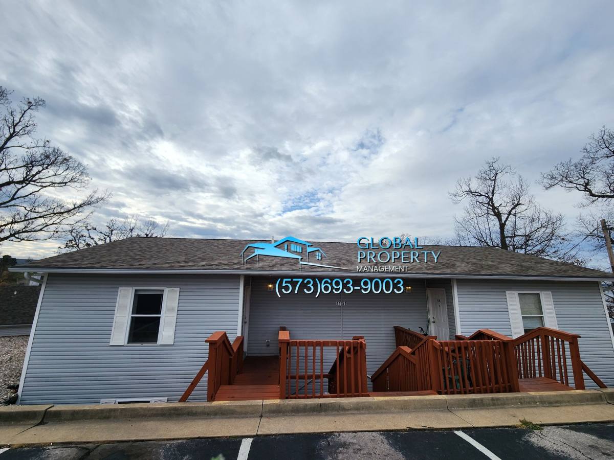 Apartment for rent at 1151 Links Rd, Osage Beach, MO 65065