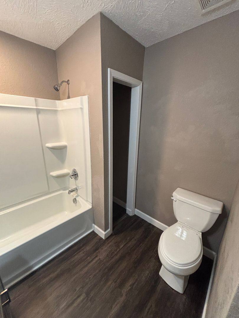 House for rent at 2027 N Weller, Springfield, MO 65803