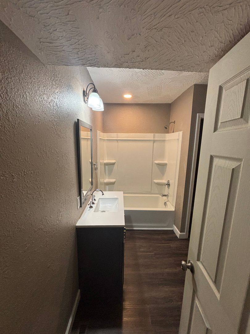 House for rent at 2027 N Weller, Springfield, MO 65803
