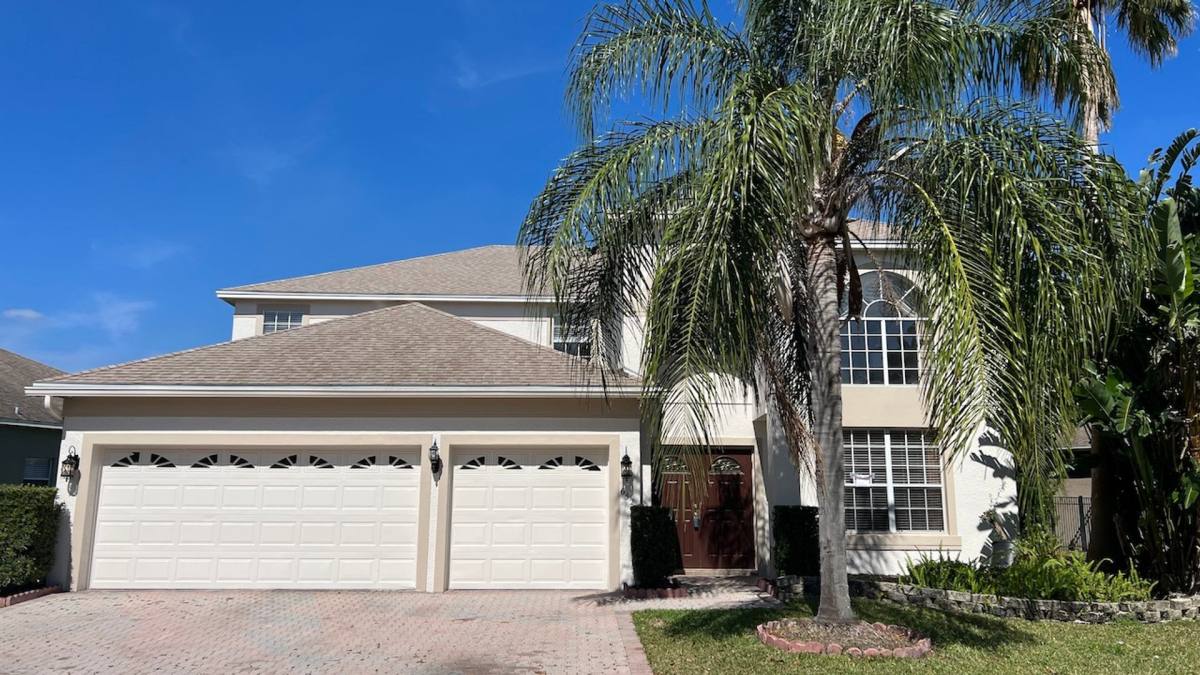 House for rent at 6529 Lake Pembroke Place, Orlando, FL 32829