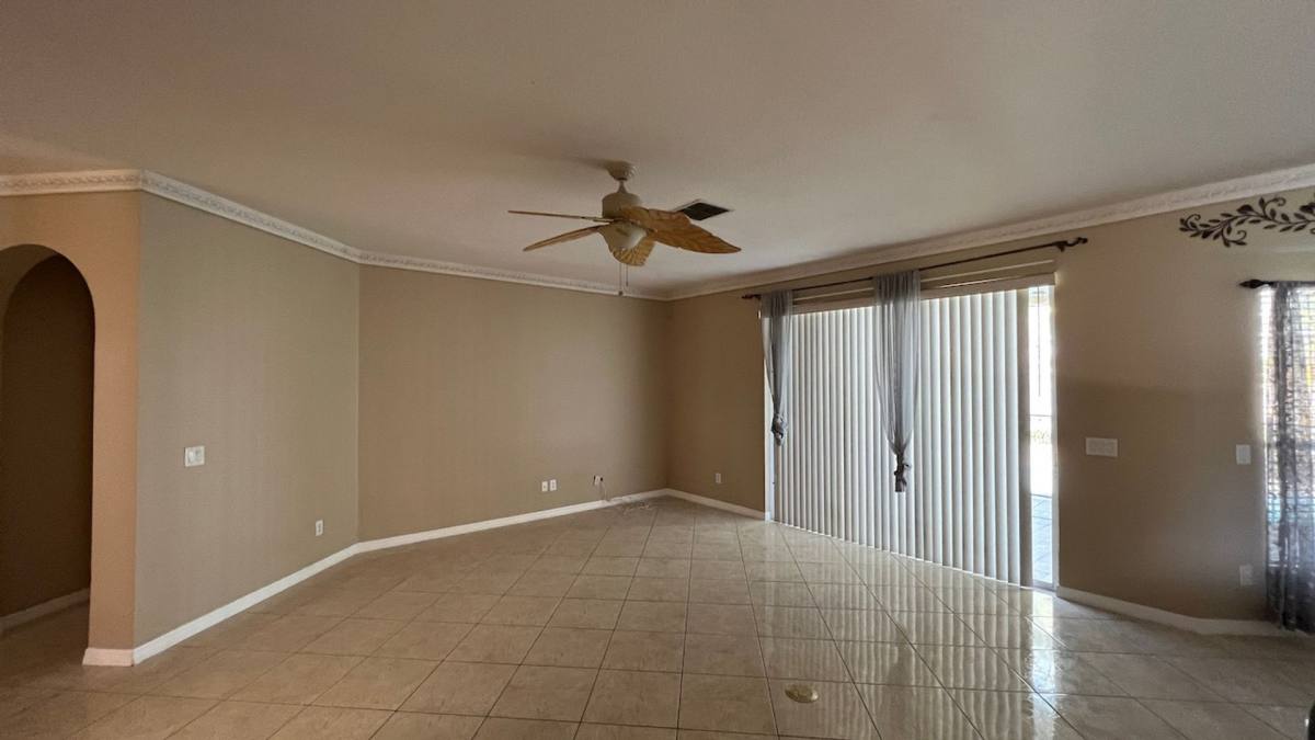 House for rent at 6529 Lake Pembroke Place, Orlando, FL 32829