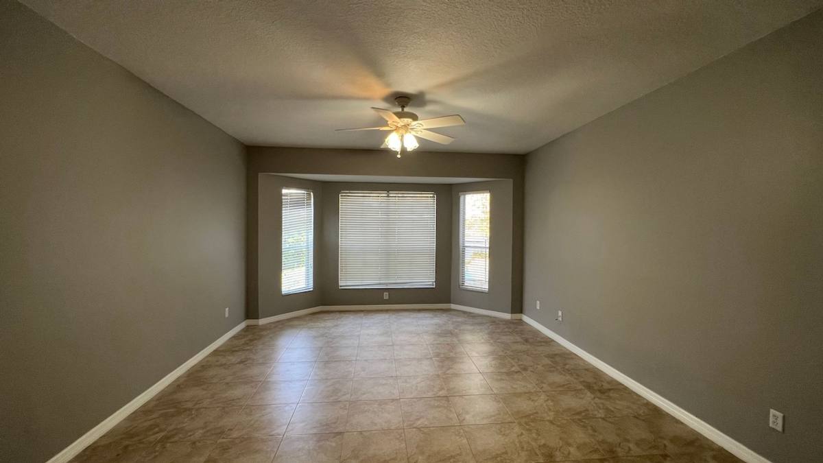 House for rent at 6529 Lake Pembroke Place, Orlando, FL 32829