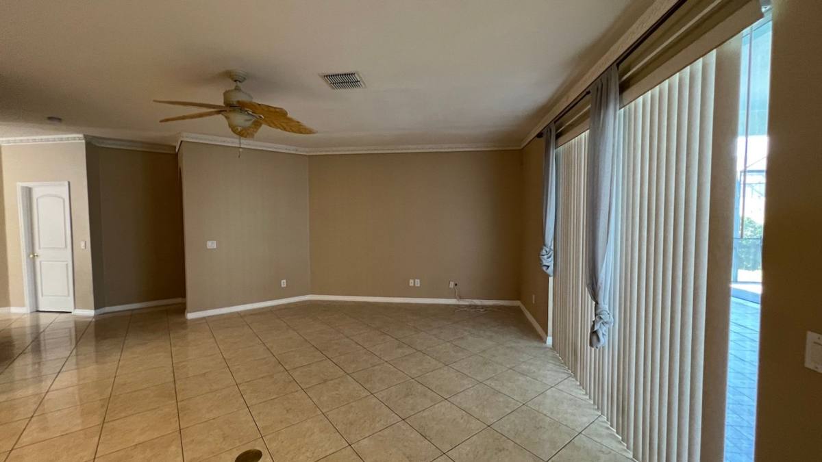 House for rent at 6529 Lake Pembroke Place, Orlando, FL 32829