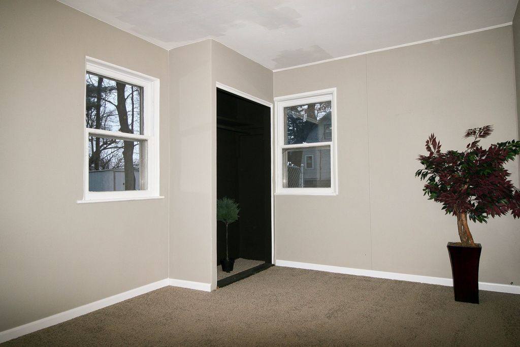 House for rent at 535 3rd St, Evansdale, IA 50707