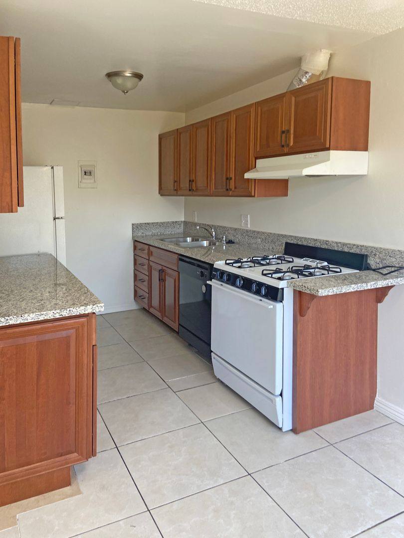 Apartment for rent at 10511 Lexington St, Stanton, CA 90680