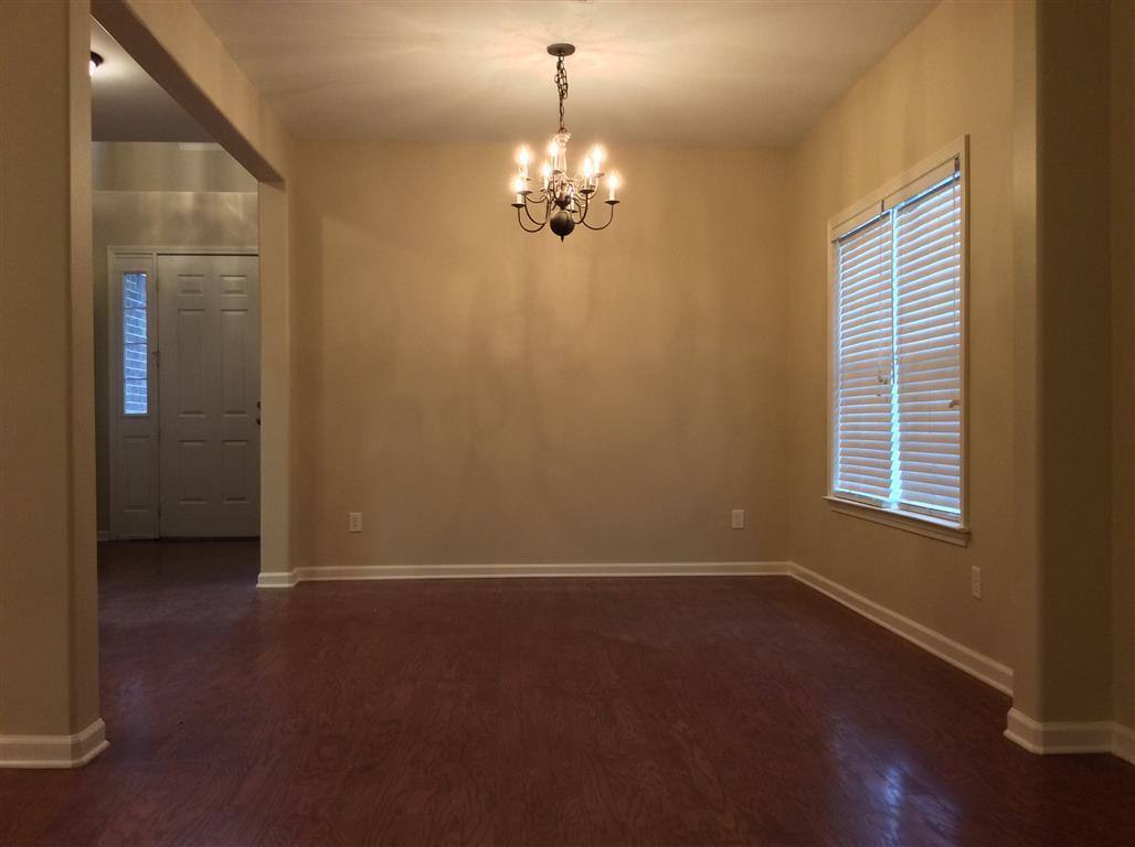 House for rent at 10521 S Ashglen Circle, Collierville, TN 38017