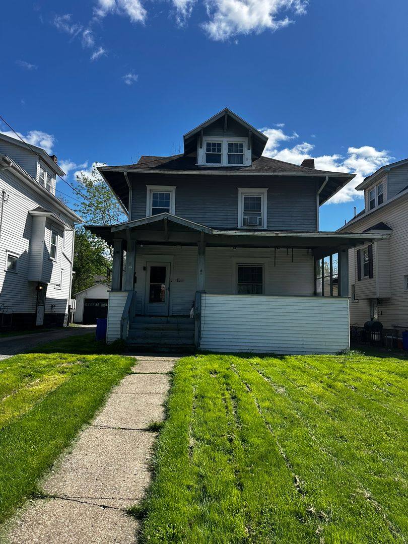 House for rent at 9 W Moody Ave, New Castle, PA 16101