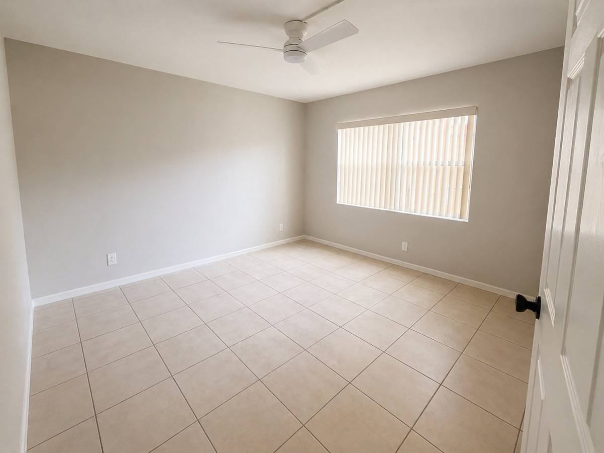 Apartment for rent at 2730 Forest Hills Blvd #104, Coral Springs, FL 33065
