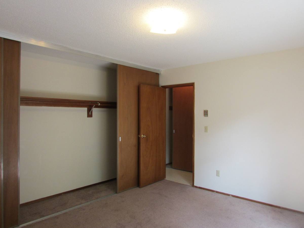 Apartment for rent at 11900 SW 5th St, Beaverton, OR 97005