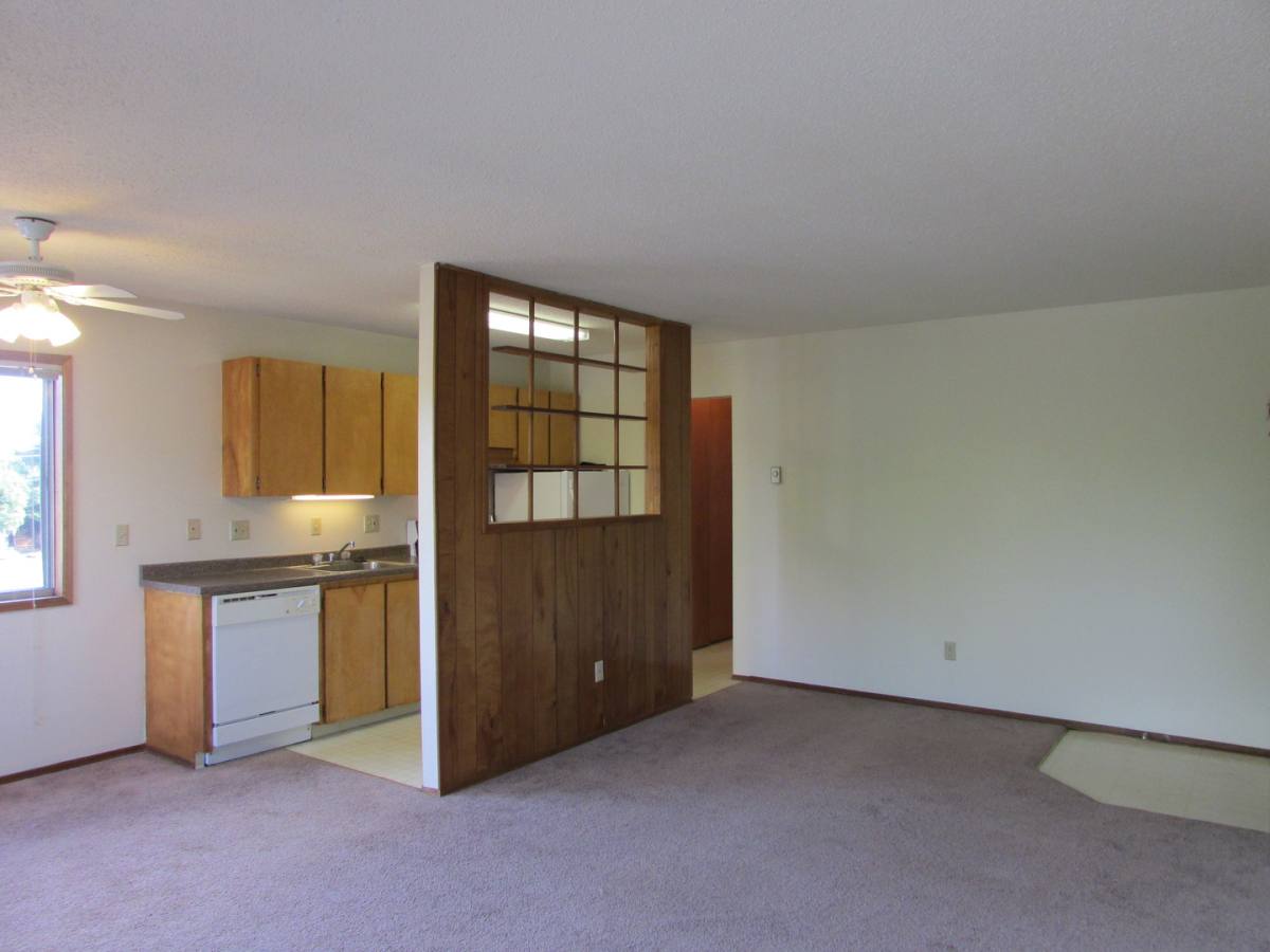 Apartment for rent at 11900 SW 5th St, Beaverton, OR 97005
