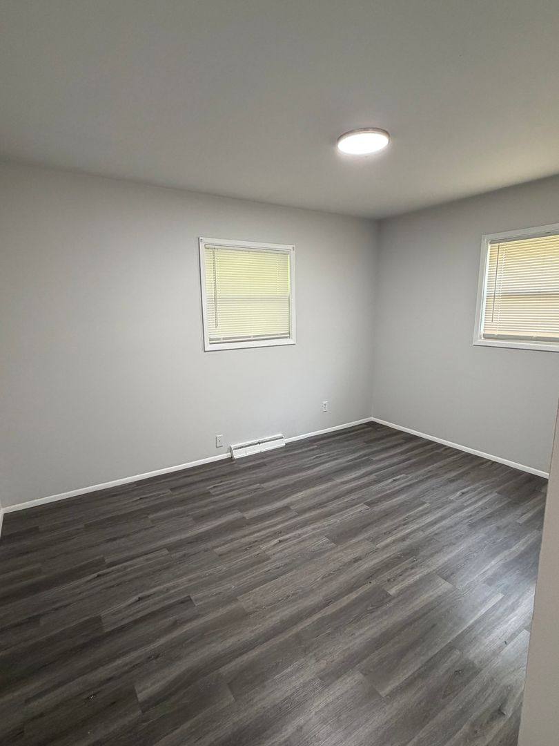 Apartment for rent at 136 - 138 S Berkley St, Kalamazoo, MI 49006