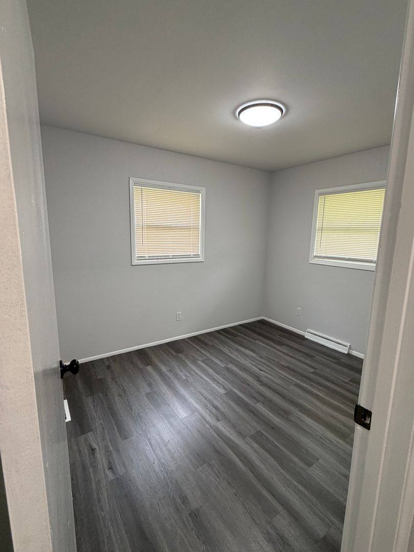 Apartment for rent at 136 - 138 S Berkley St, Kalamazoo, MI 49006